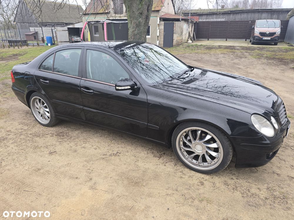Mercedes-Benz Klasa E - 1