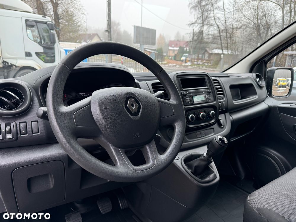 Renault Trafic - 21