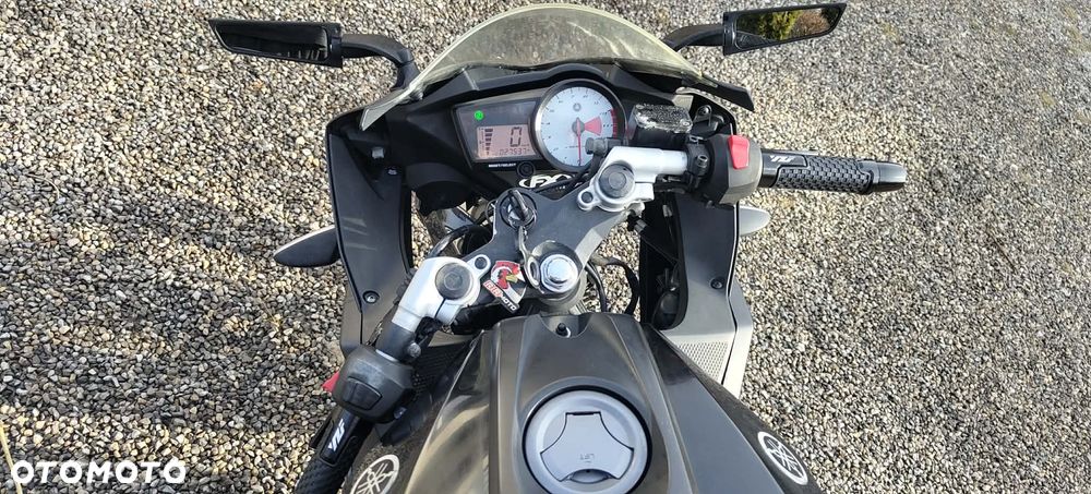 Yamaha YZF - 7