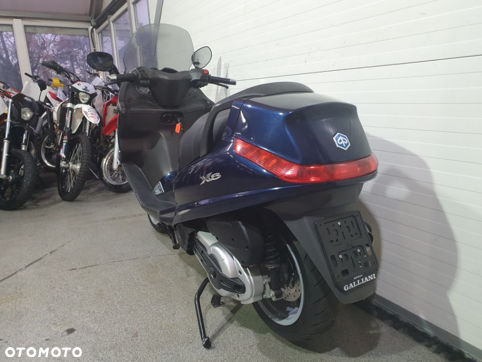 Piaggio X8 - 19