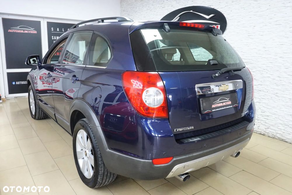 Chevrolet Captiva 2.0 4WD 7 Sitzer Automatik LT - 11