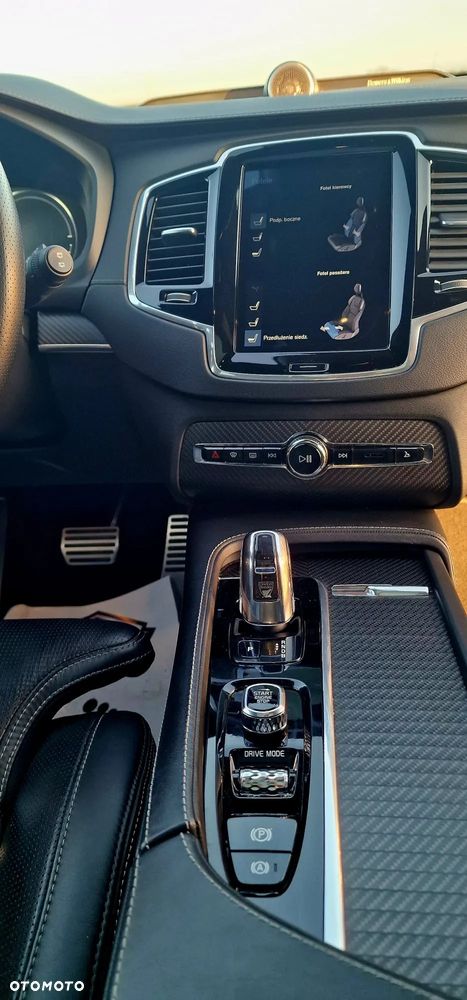 Volvo XC 90 T8 AWD Plug-In Hybrid R-Design 7os - 26