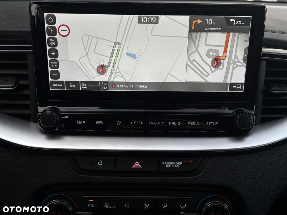 Kia XCeed - 28