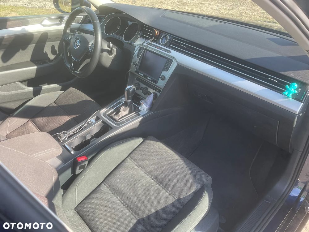 Volkswagen Passat 2.0 TDI BMT Highline DSG - 12