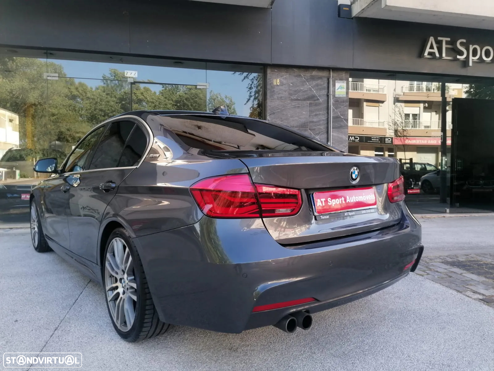 BMW 330 e iPerformance Pack M - 16