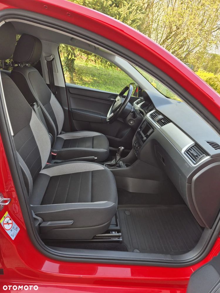 Skoda RAPID Spb 1.2 TSI Ambition - 10