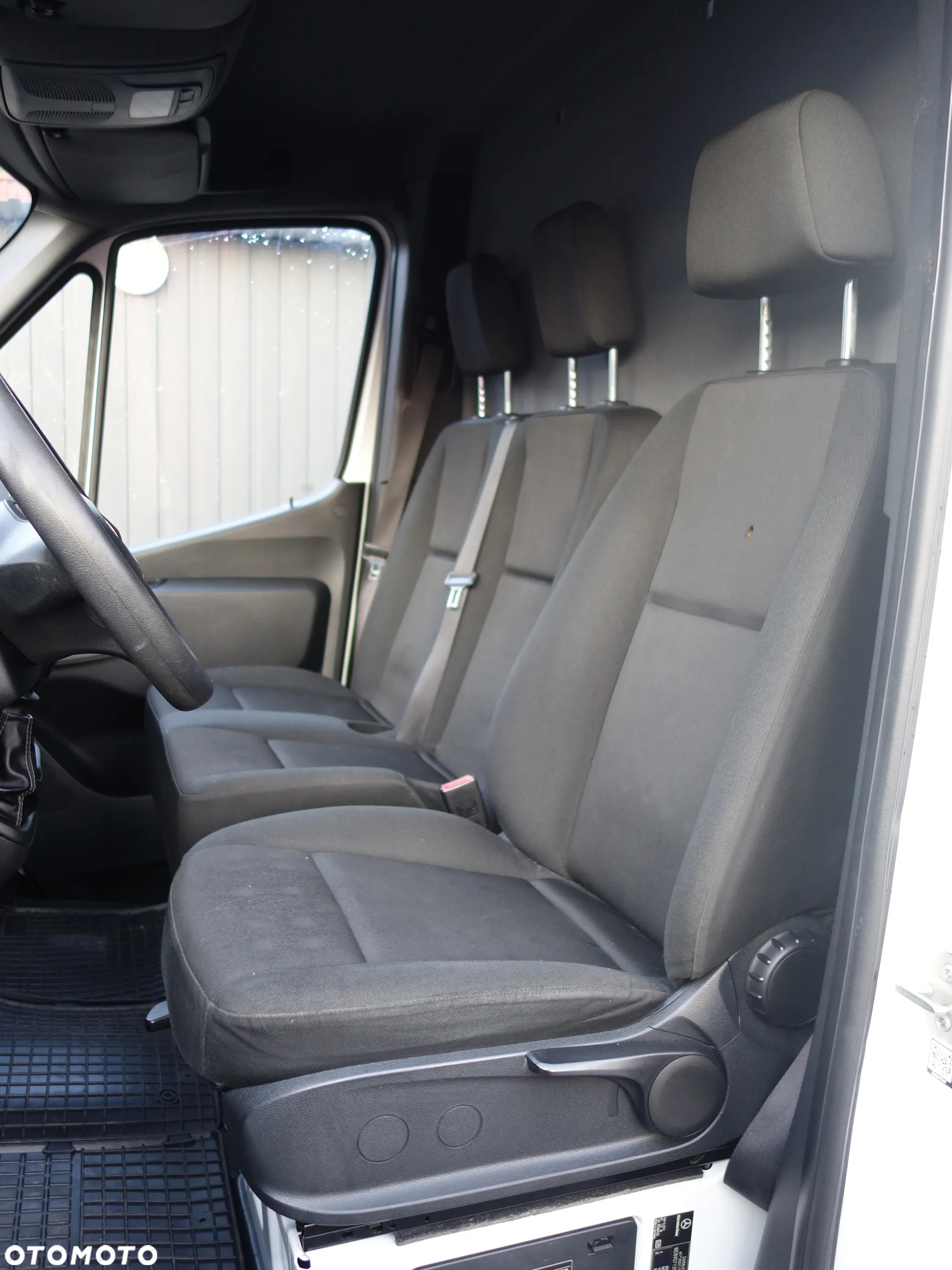 Mercedes-Benz sprinter - 11