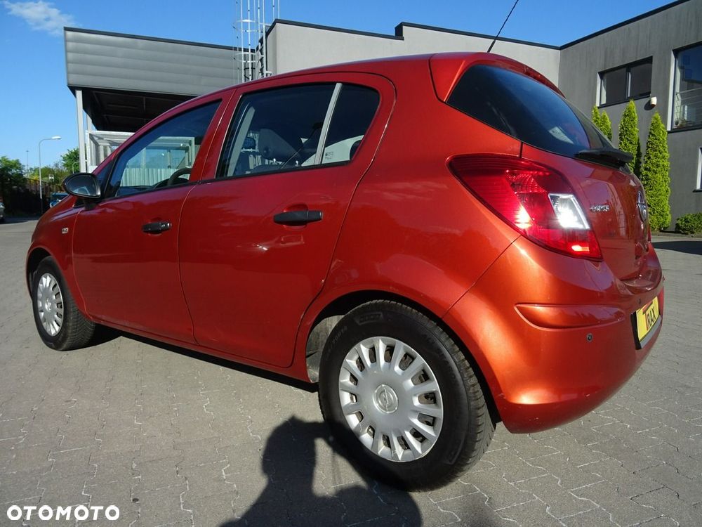 Opel Corsa - 8