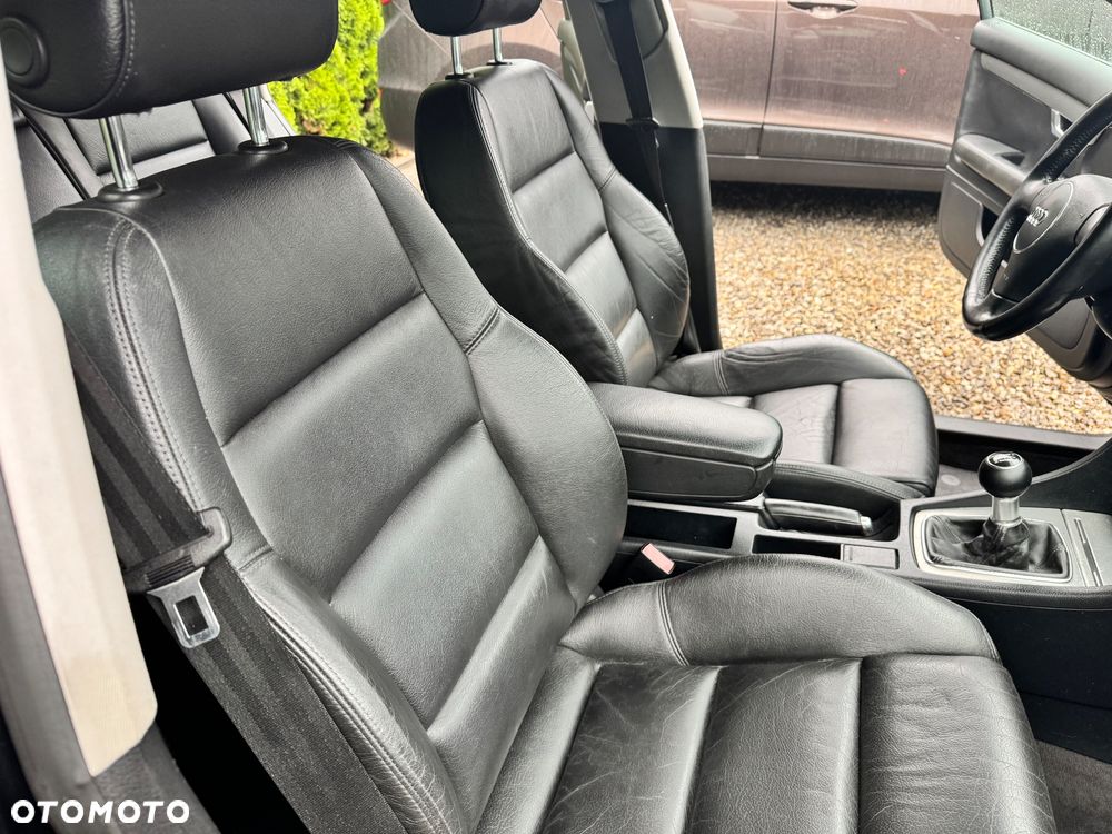 Audi A4 Limousine 1.8T - 22
