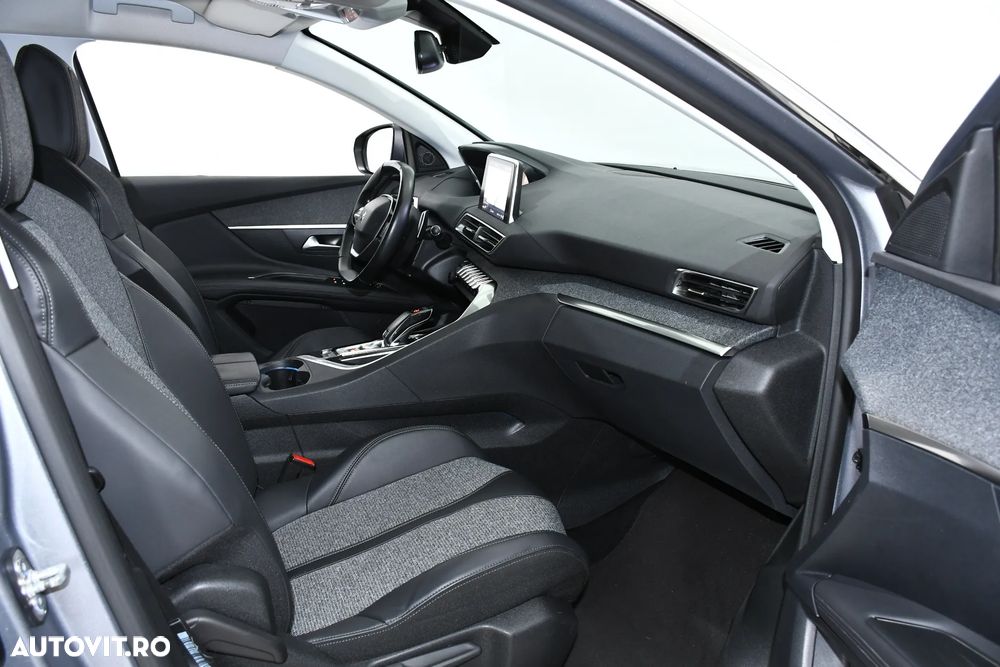 Peugeot 3008 PureTech 130 Stop & Start GPF EAT8 Allure - 15