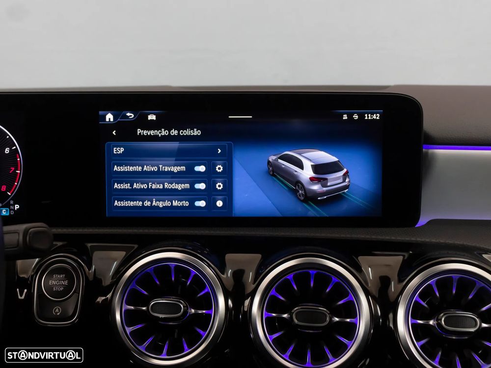 Mercedes-Benz A 200 AMG Line Aut. - 31