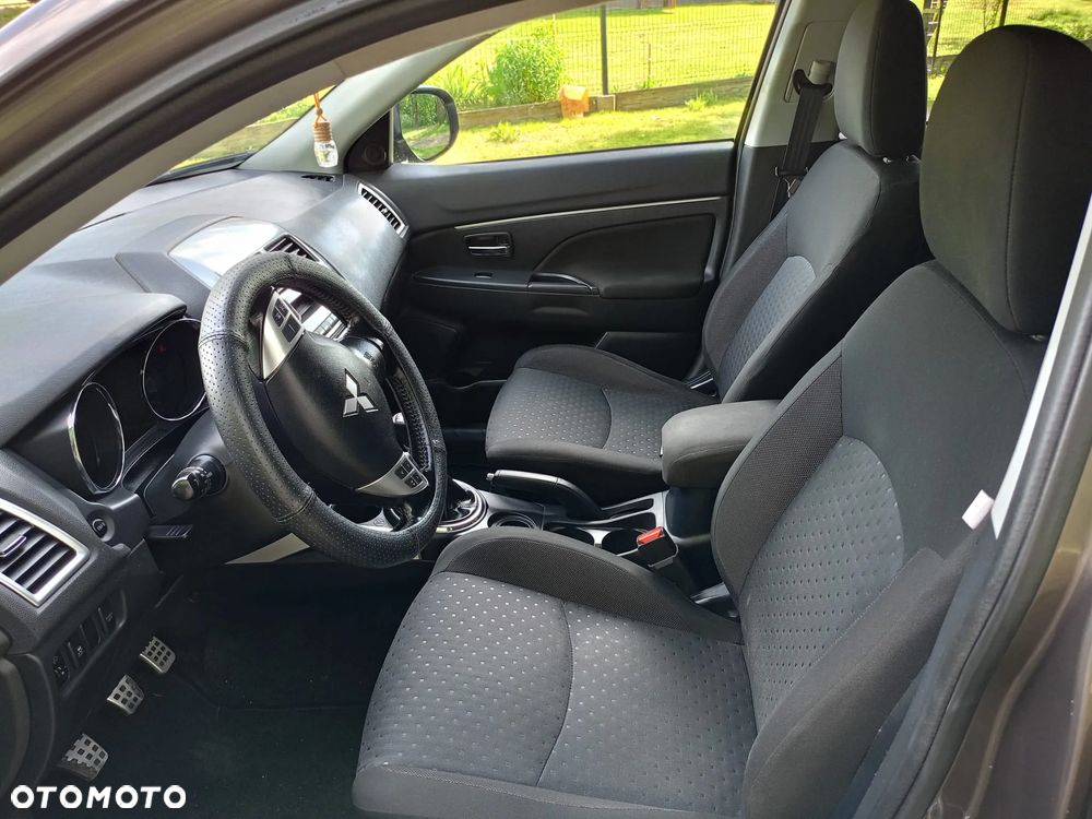 Mitsubishi ASX 1.8 DI-D 2WD Intro Edition - 16