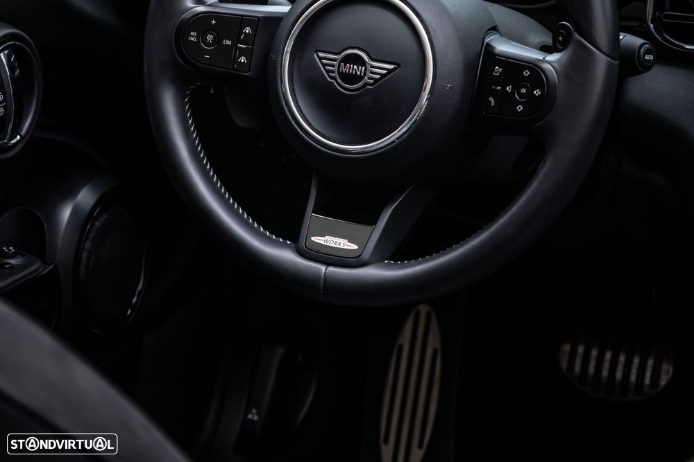 MINI Cabrio - 34