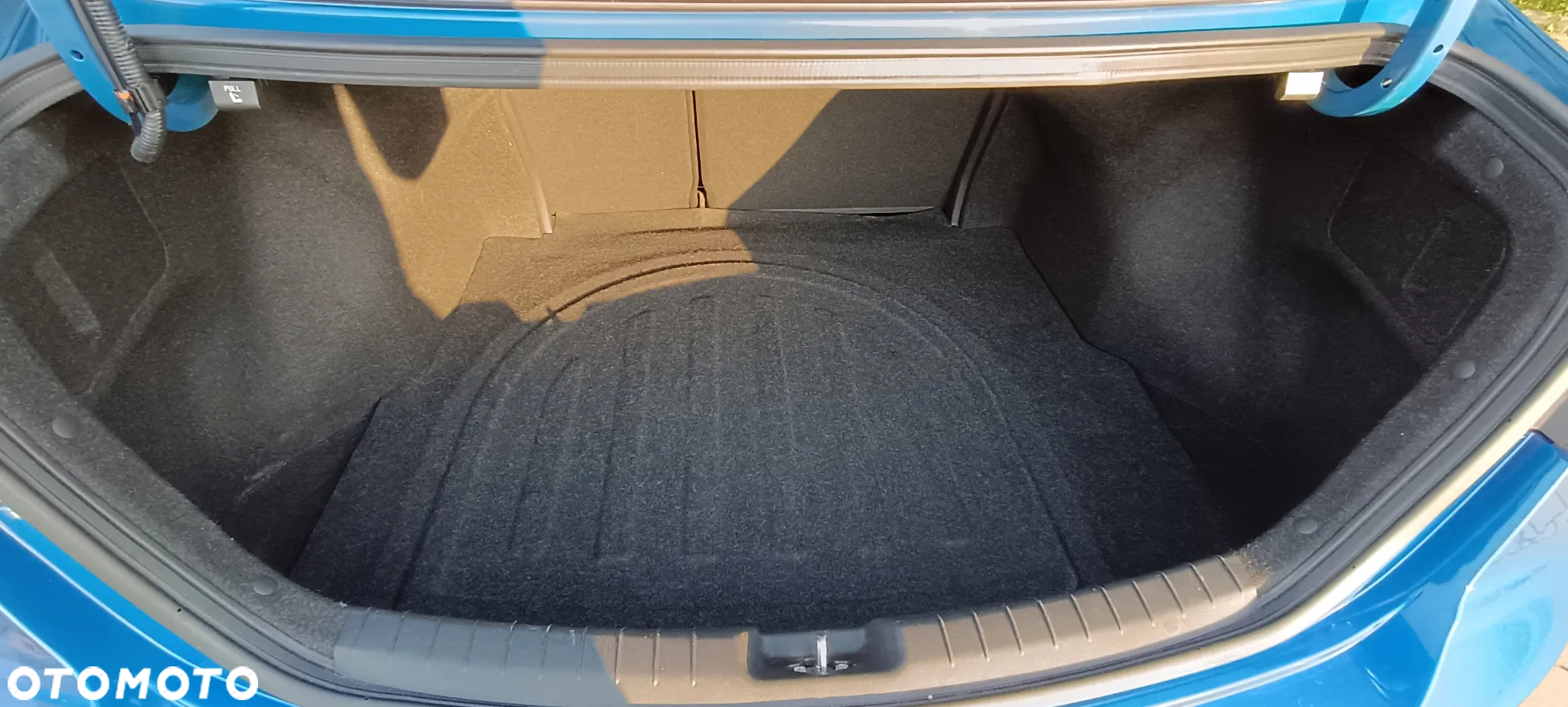 Hyundai Elantra 1.6 Classic + - 13
