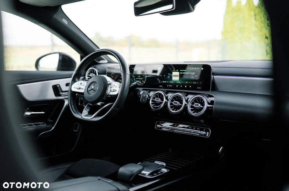 Mercedes-Benz CLA 220 AMG Line 7G-DCT - 10