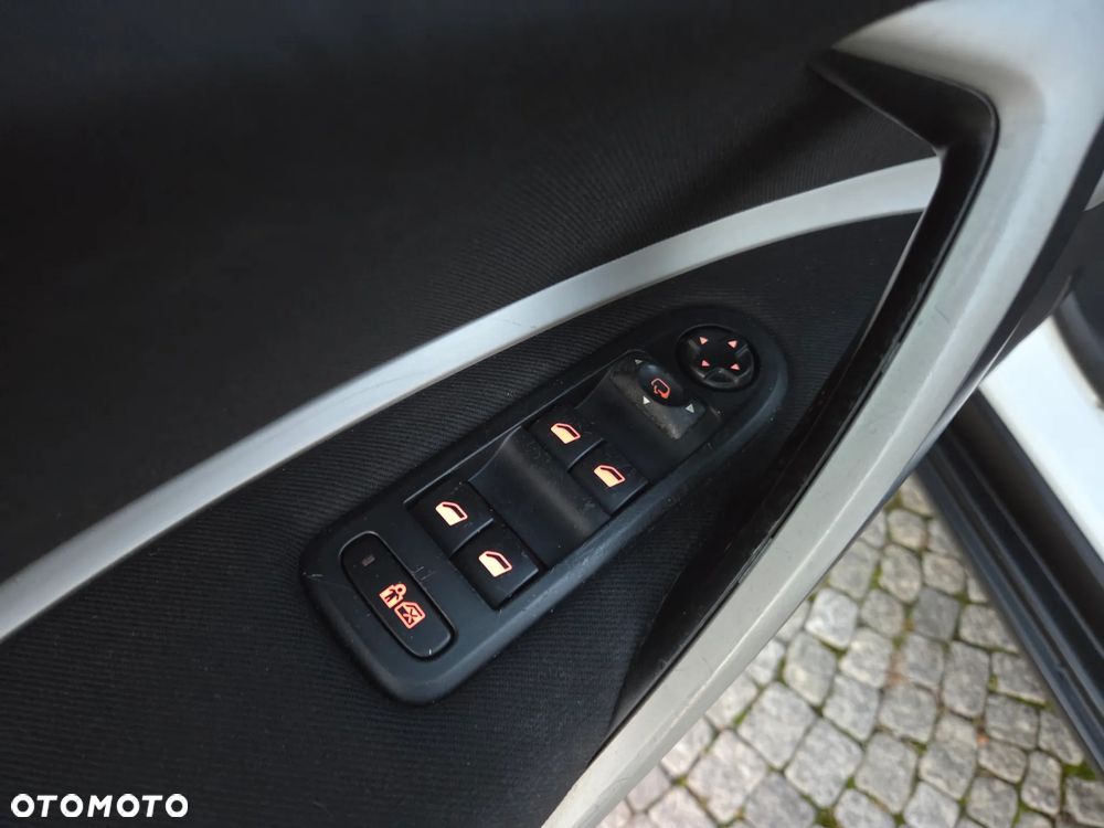 Citroën C5 2.0 HDi Exclusive - 19