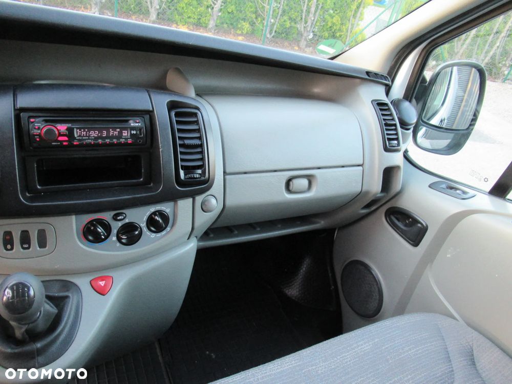 Renault TRAFIC - 14