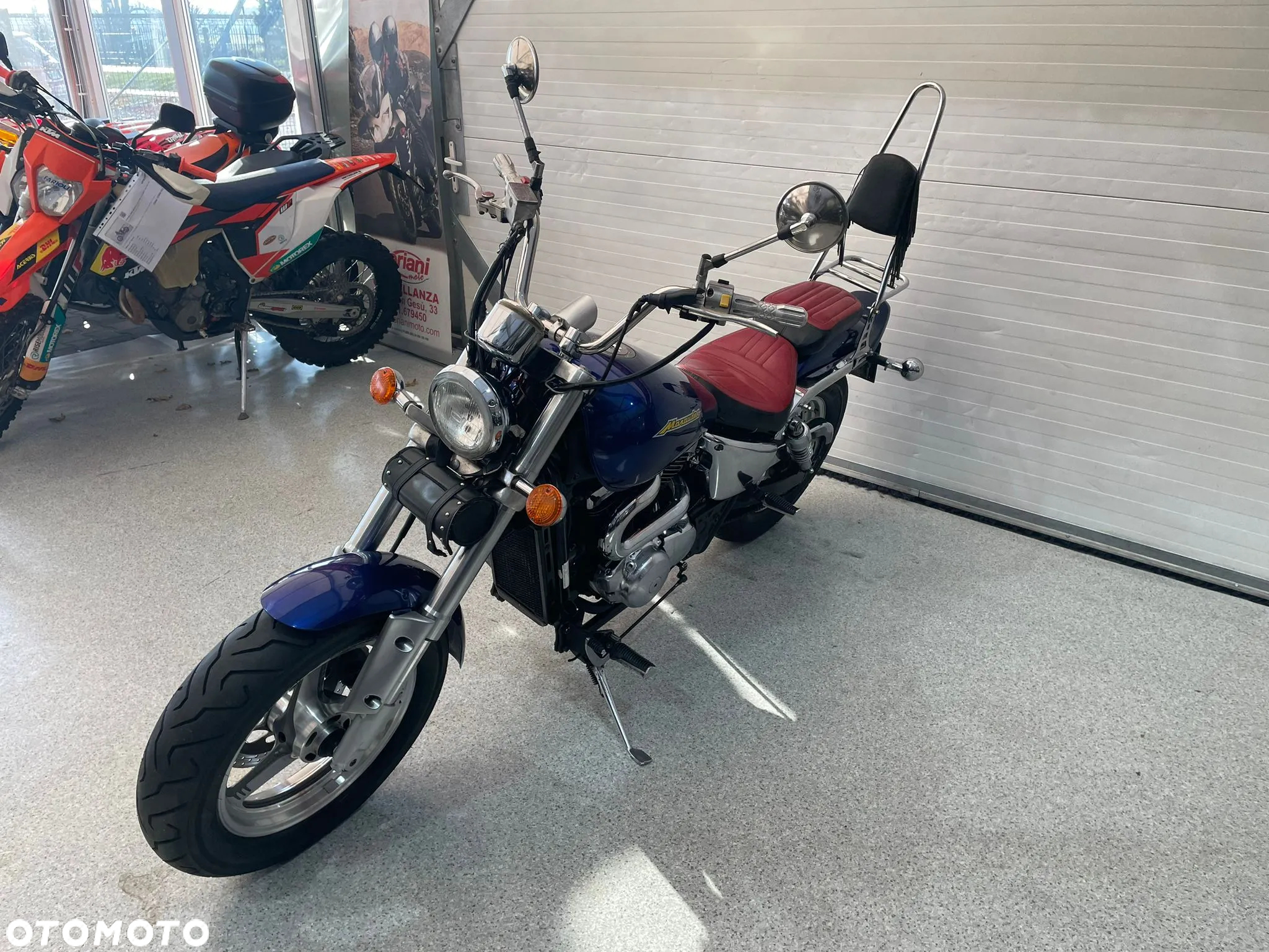 Suzuki Marauder - 25
