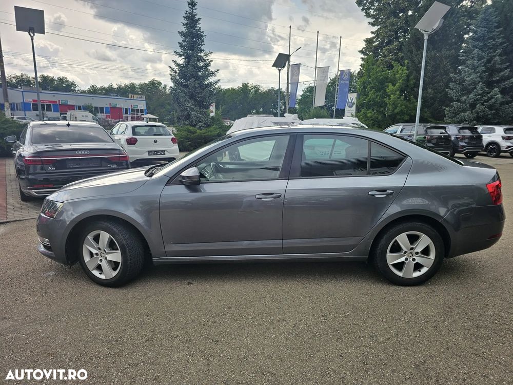 Skoda Octavia - 5