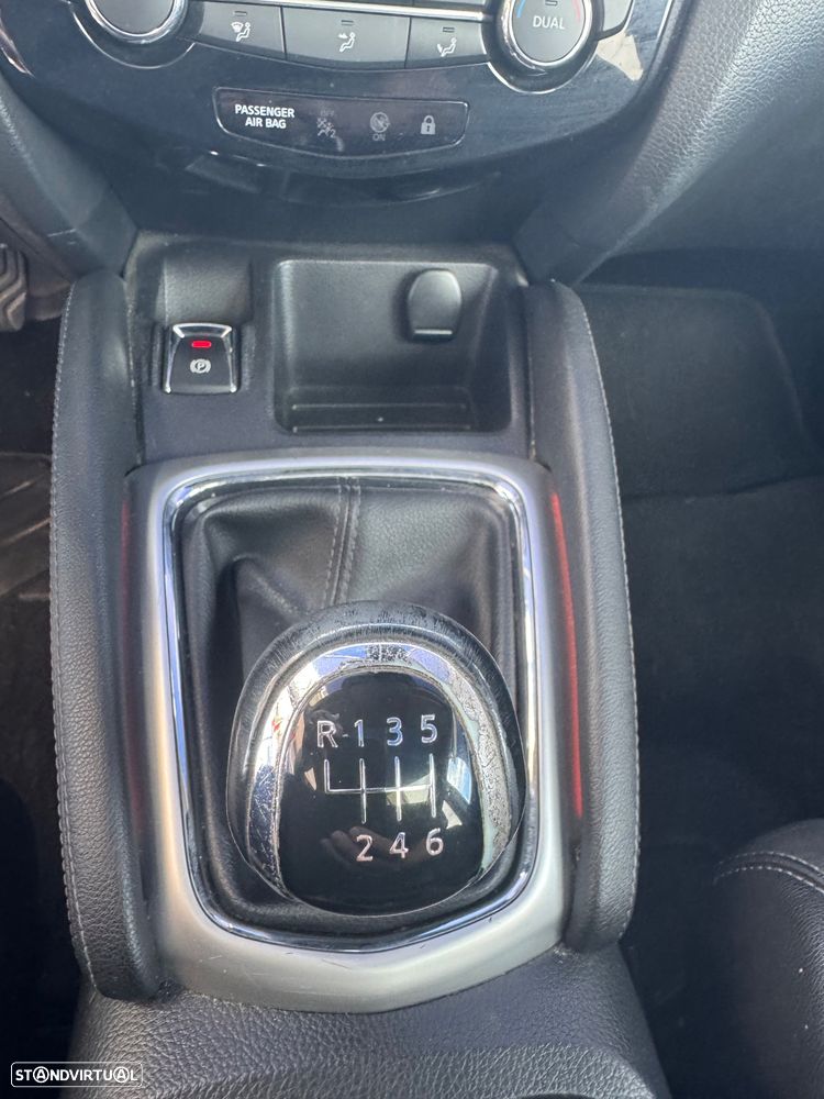 Nissan Qashqai 1.5 dCi Tekna Sport 18 — fotografia 15