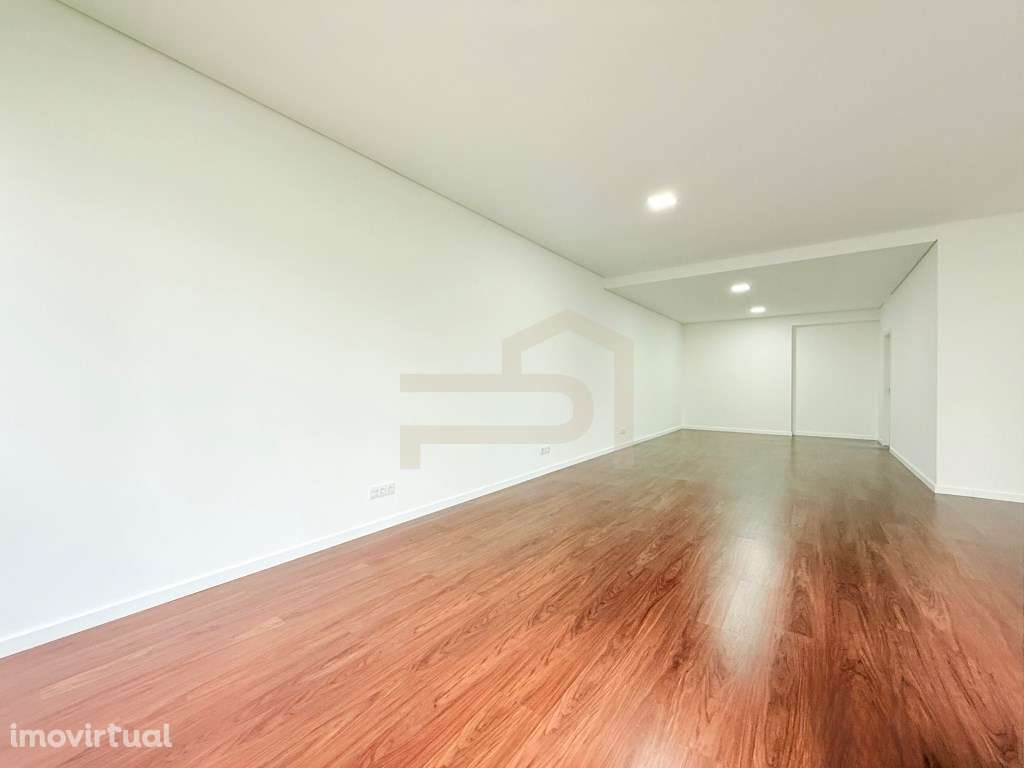 Armazém para arrendamento em Calendário, Vila Nova de Famalicão - Grande imagem: 5/12