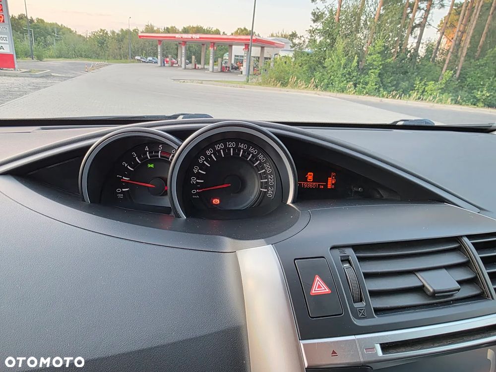 Toyota Verso 1.6 D-4D Active - 13