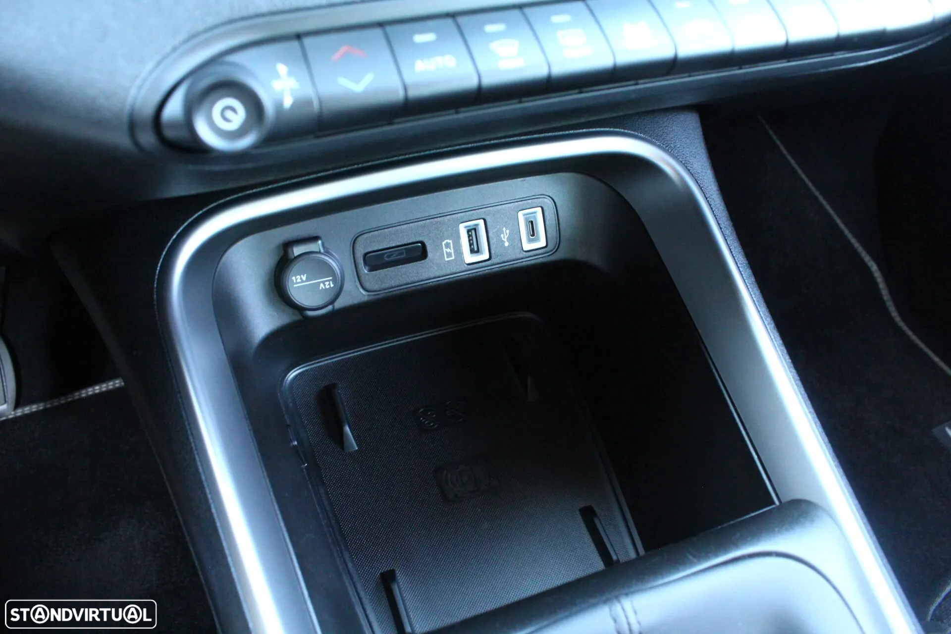 Jeep Avenger 1.2 GSE T3 Altitude - 16