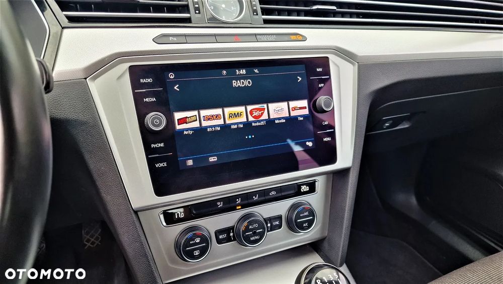 Volkswagen Passat 2.0 TDI BMT Comfortline - 19