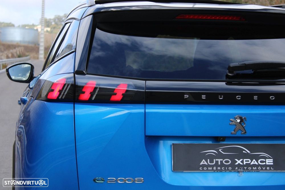 Peugeot e-2008 GT Pack - 22