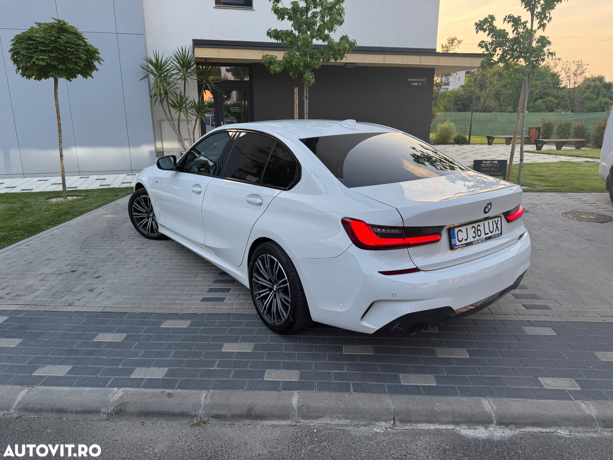 BMW Seria 3 320d Touring Aut. M Sport - 5