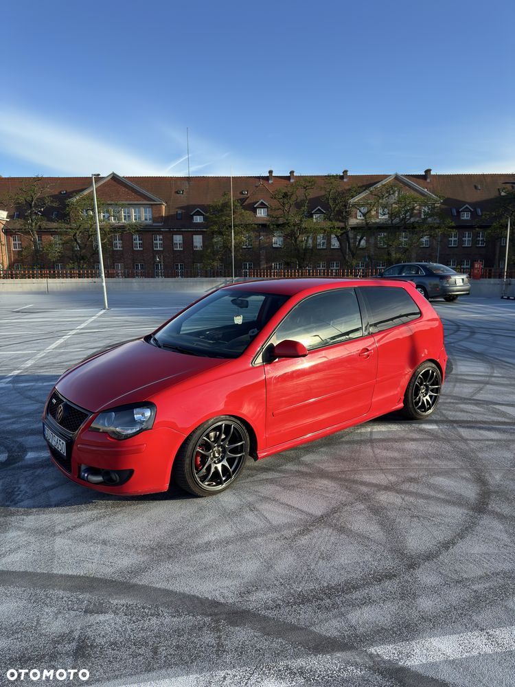 Volkswagen Polo - 4