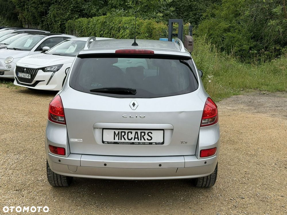 Renault Clio - 7