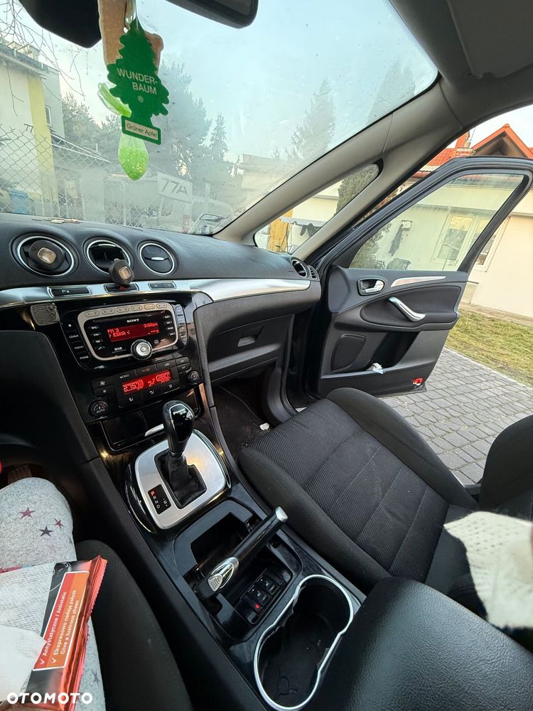Ford S-Max - 9