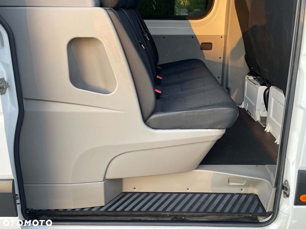 Mercedes-Benz Sprinter - 18