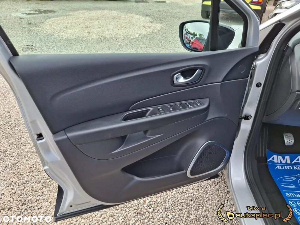Renault Captur - 19