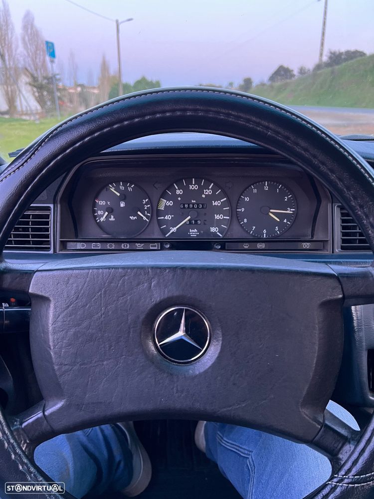 Mercedes-Benz W201 (1982-1993) 190 D 2.0 - 13
