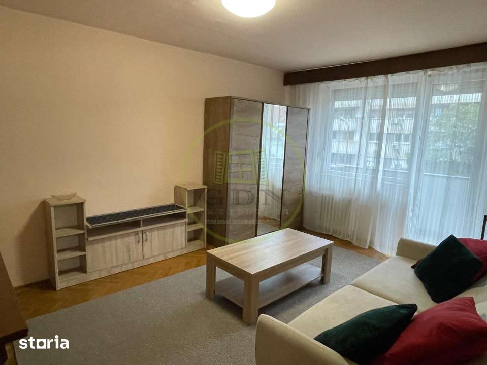 Apart.3 camere,decomandat, zona ultracentrala, langa Fac. de Drept, Ma — fotografia 3