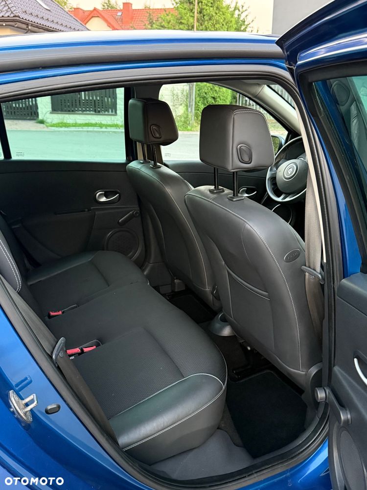 Renault Clio 1.6 16V Expression - 19