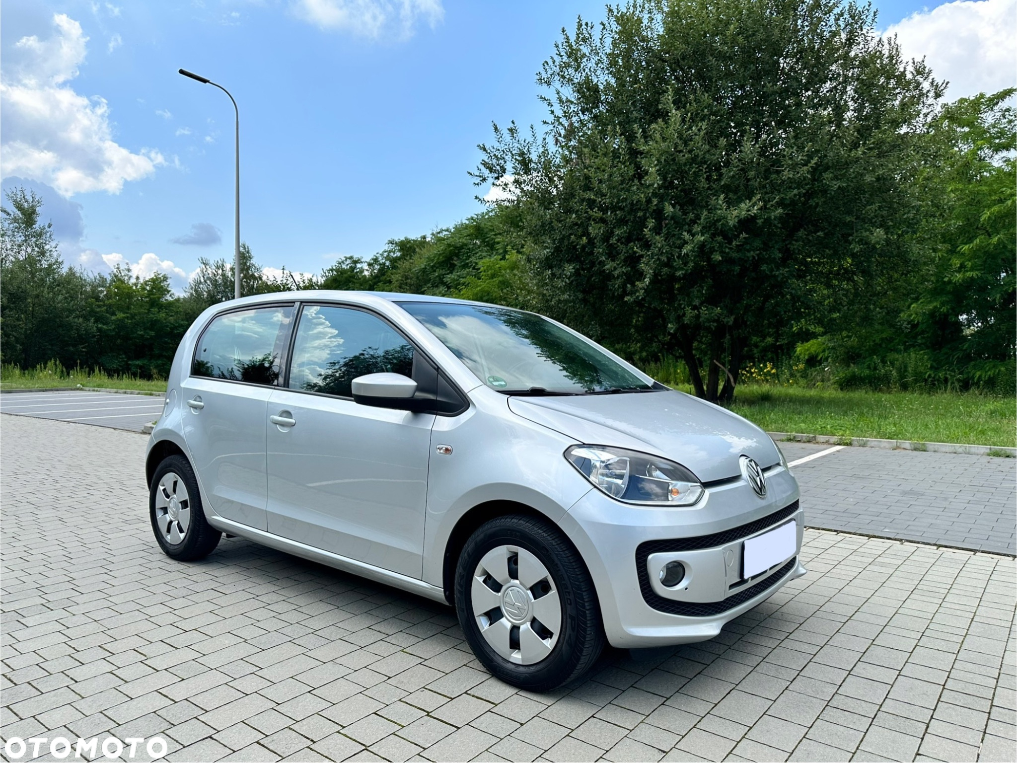 Volkswagen up! 1.0 high - 3