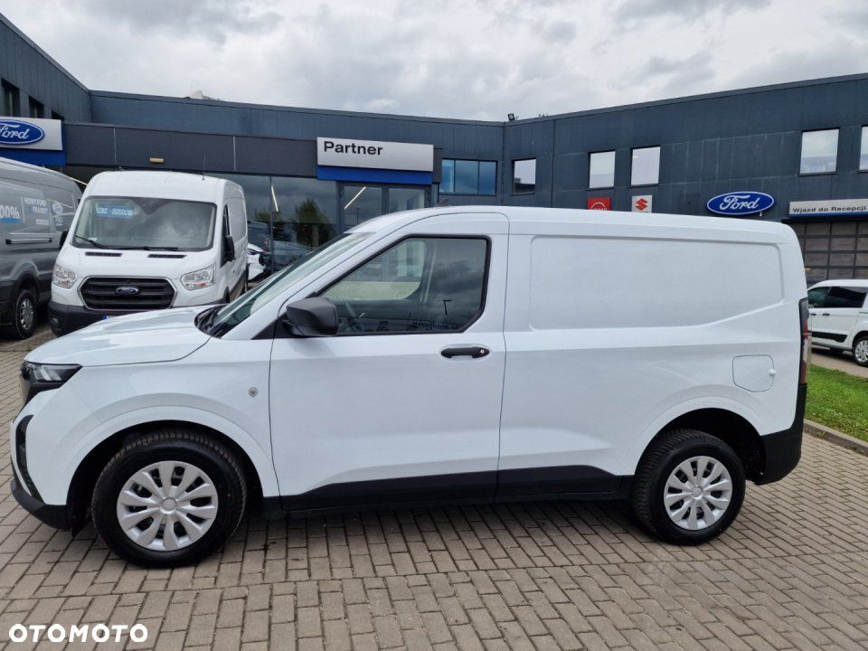 Ford Transit Courier - 3