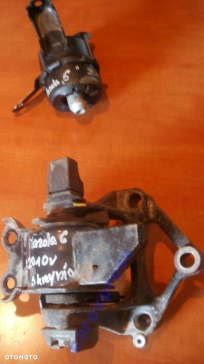 PODUSZKI POD SKRZYNIE SILNIK MAZDA 6 2010r - 1