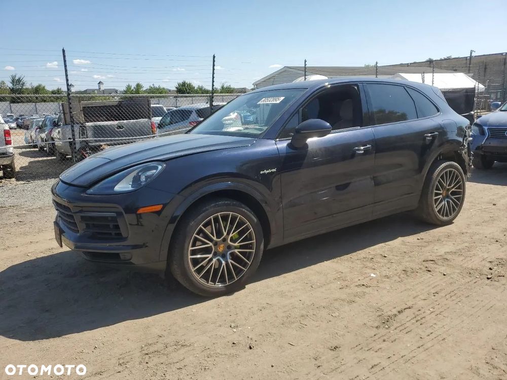 Porsche Cayenne - 3