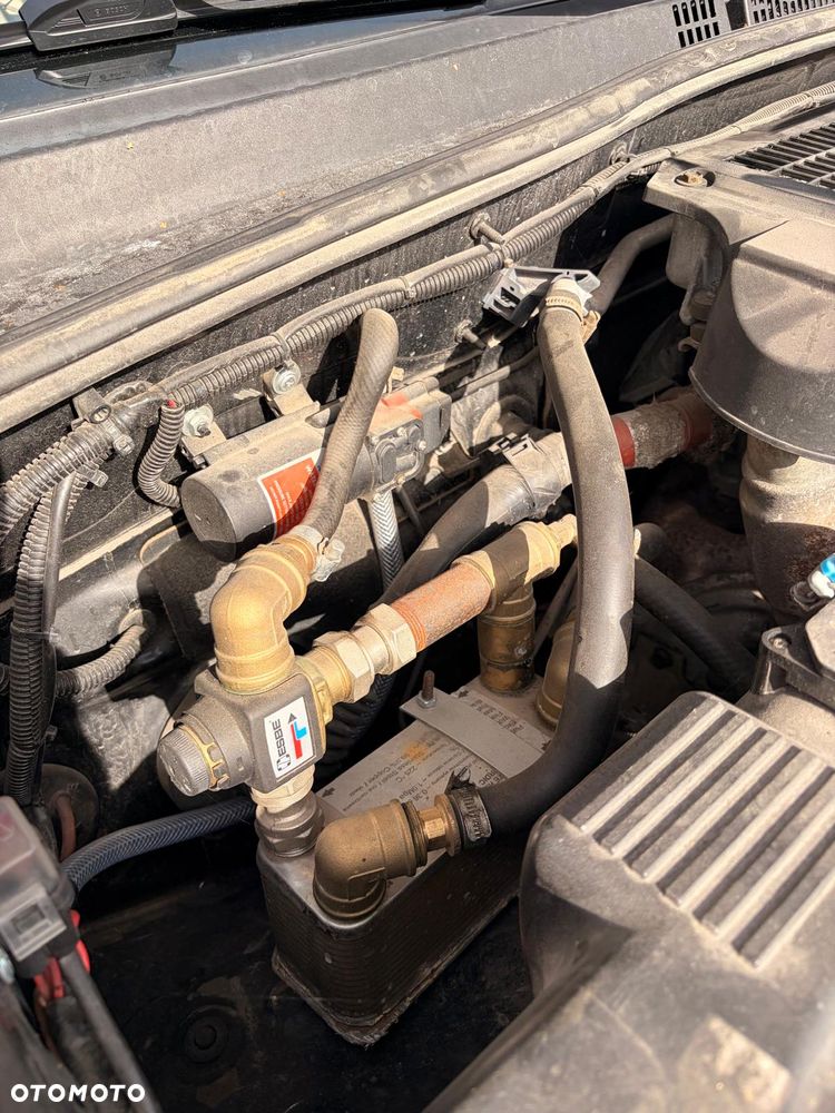 Toyota Land Cruiser - 31