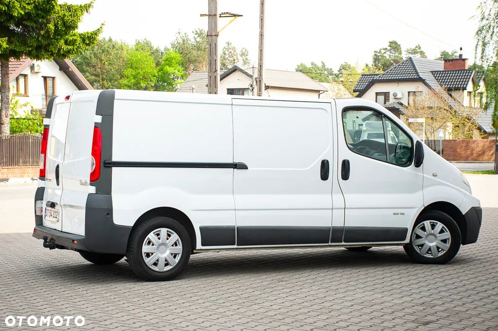 Renault TRAFIC LONG - 23