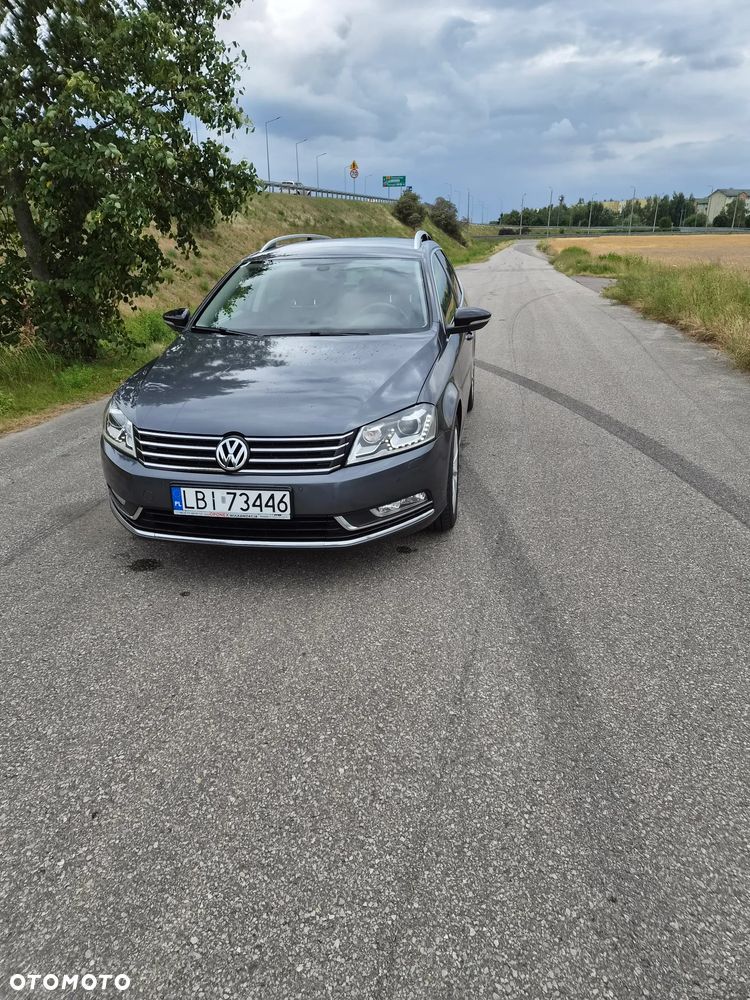 Volkswagen Passat 2.0 TDI 4Motion DSG BlueMotion Tech Highline - 5