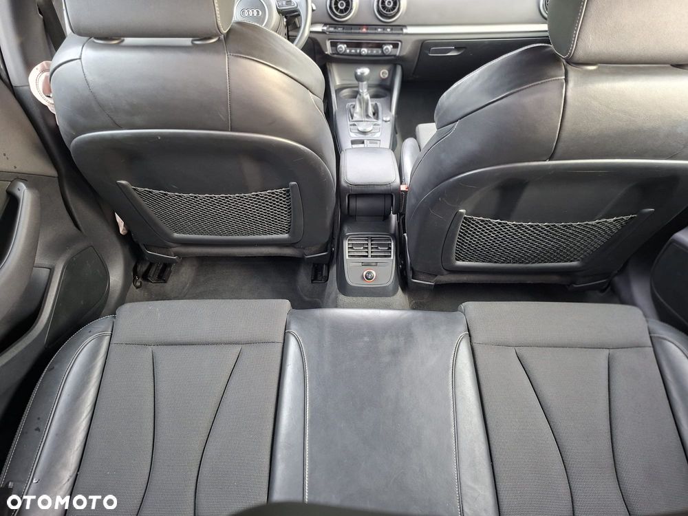 Audi A3 Sportback - 18