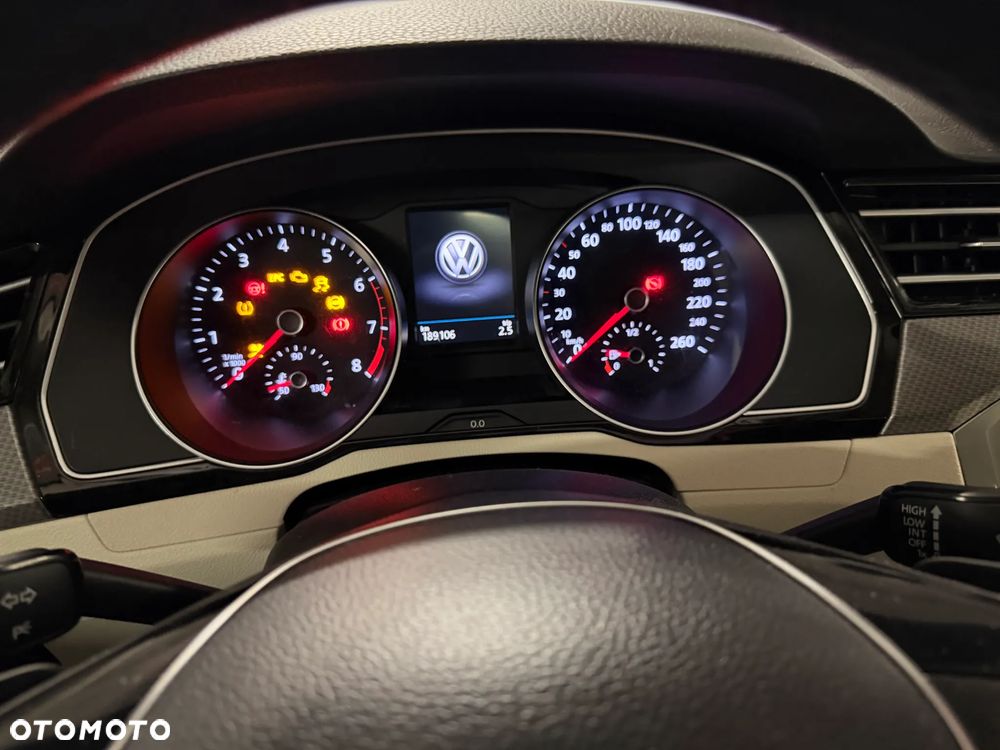 Volkswagen Passat Alltrack 2.0 TSI (BMT) 4Motion DSG - 12