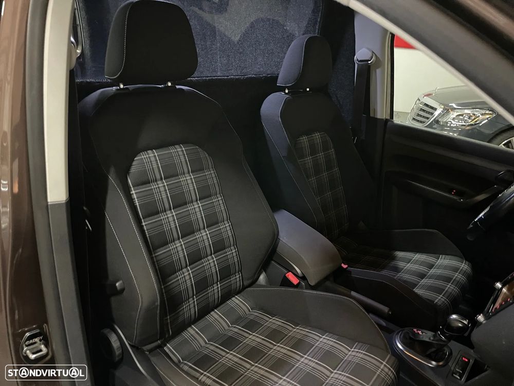 VW CADDY - DSG 140 cv Longa - 9