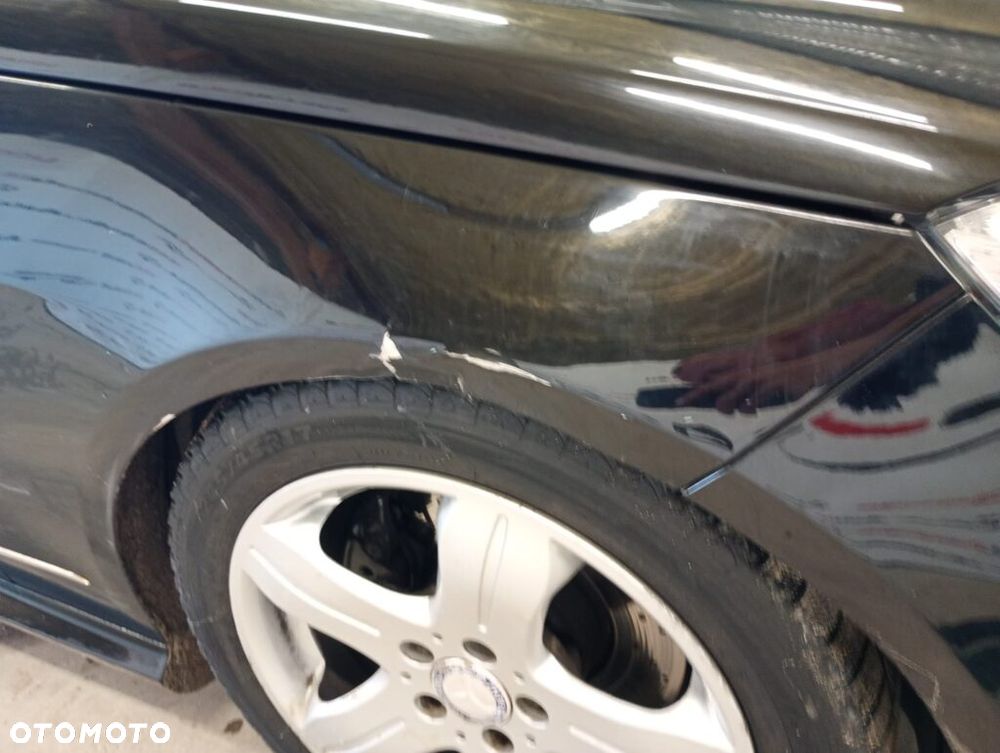 Mercedes-Benz Klasa E 350 CDI DPF BlueEFFICIENCY 7G-TRONIC Avantgarde - 14