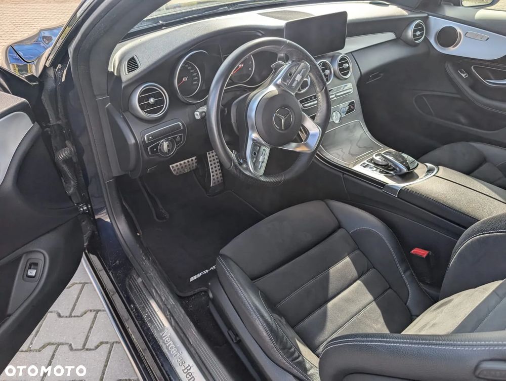 Mercedes-Benz Klasa C 300 Coupe 9G-TRONIC AMG Line - 12